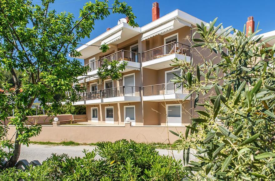 Allea Hotel And Apartments Τορώνη Εξωτερικό φωτογραφία