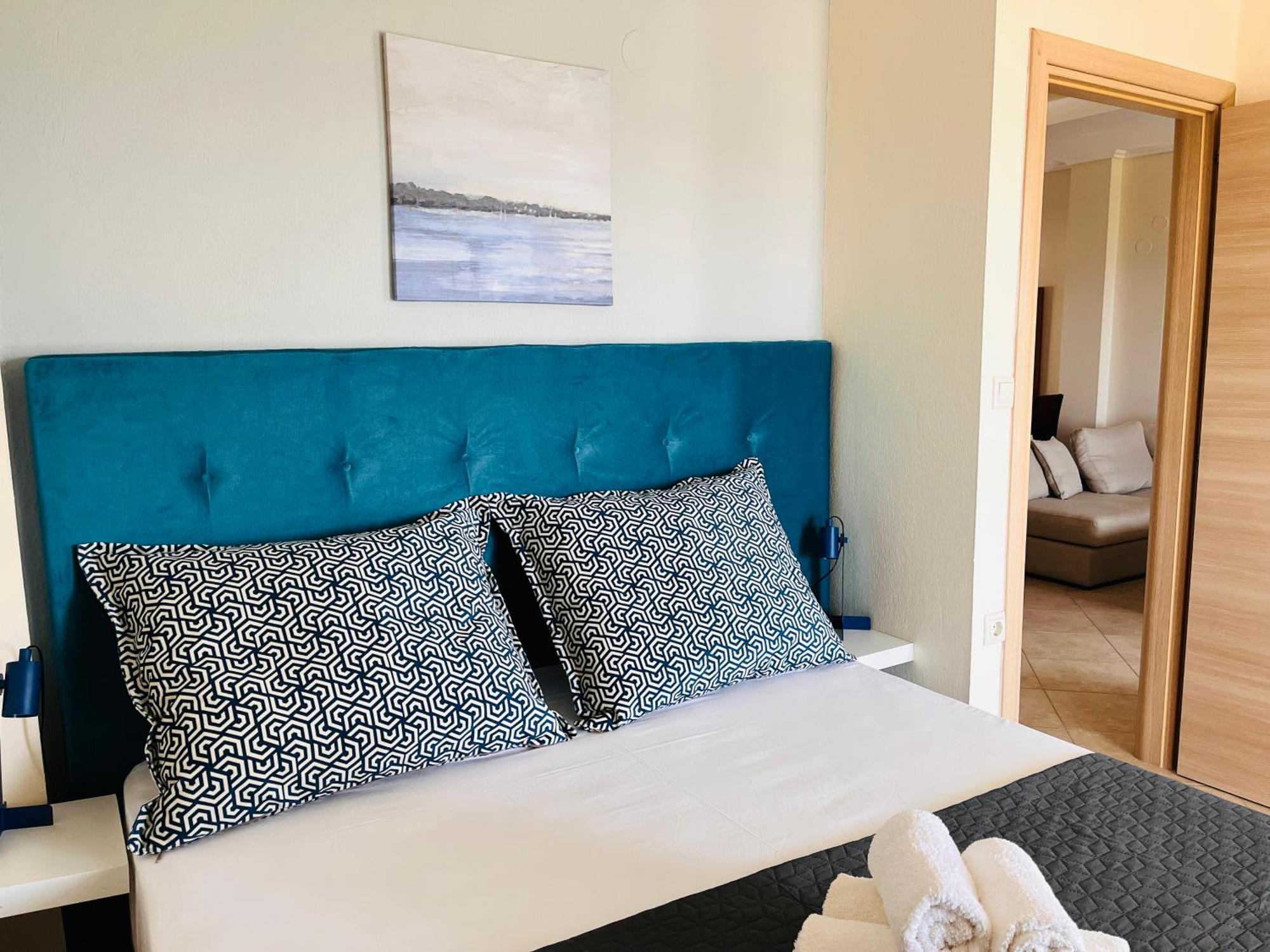 Allea Hotel And Apartments Τορώνη Εξωτερικό φωτογραφία