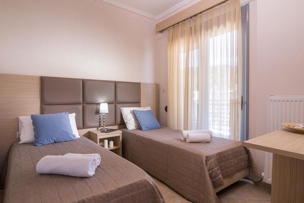 Allea Hotel And Apartments Τορώνη Εξωτερικό φωτογραφία